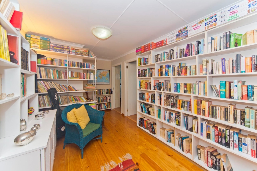 5 Bedroom Property for Sale in Knysna Heights Western Cape